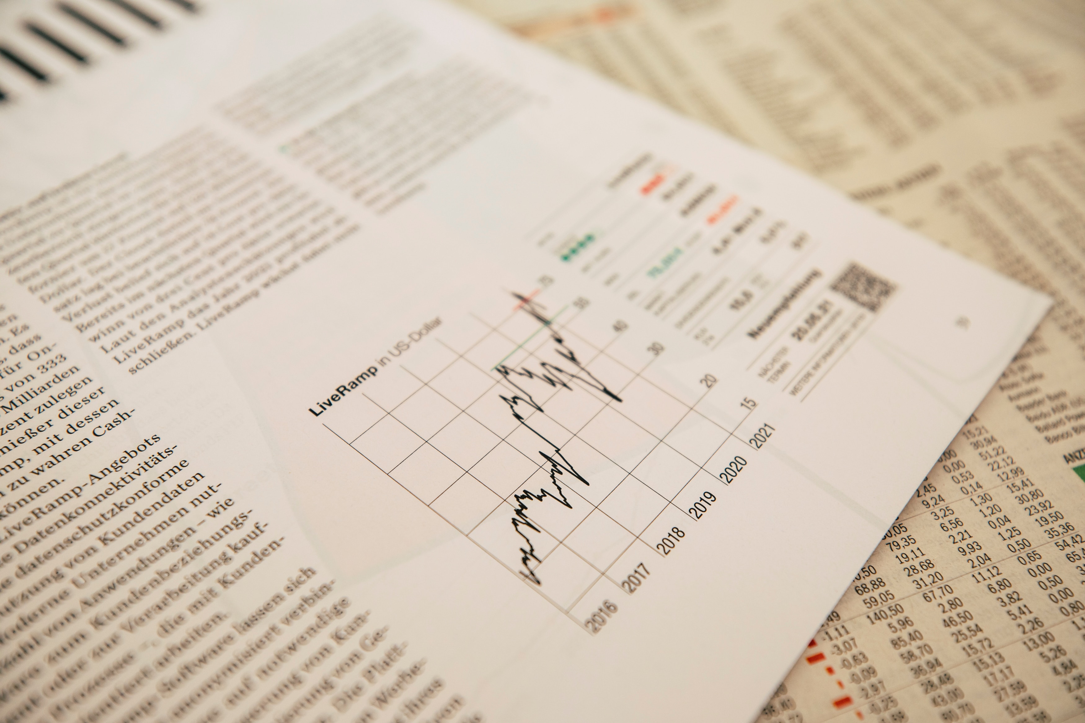 datylon-blog-8-steps-to-design-a-report-paragraph