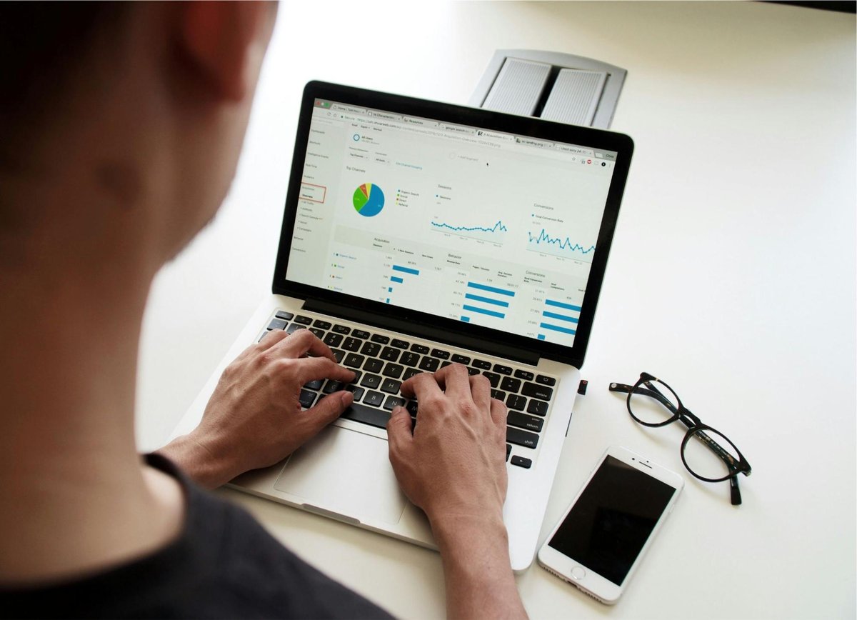 datylon-blog-How-Is-Data-Visualization-Used-In-Government-Exploring-Automated-Solutions-image1