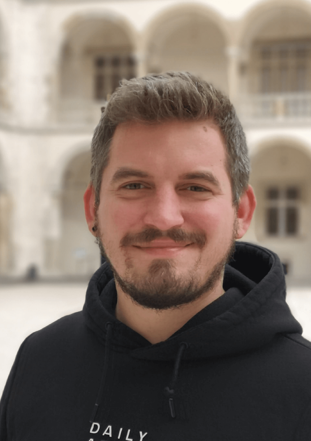 Kosma Hess | Digital & Growth Marketing